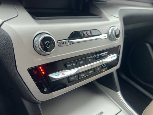 Certified 2023 Ford Explorer XLT w/ Equipment Group 202A image 14