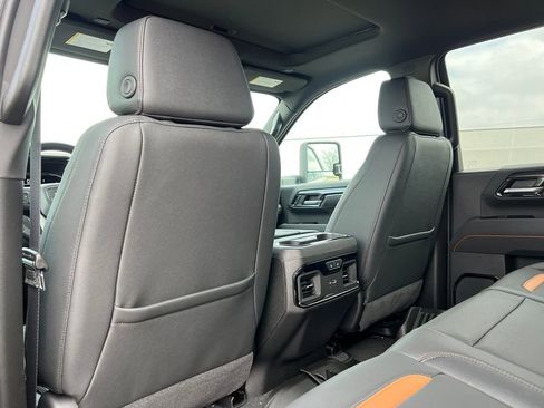 New 2026 GMC Sierra 2500 AT4 w/ AT4 Premium Plus Package image 43