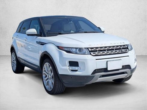 Used 2015 Land Rover Range Rover Evoque Pure Premium AWD/4WD image 3
