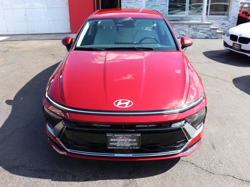 Used 2024 Hyundai Sonata SEL FWD image 9