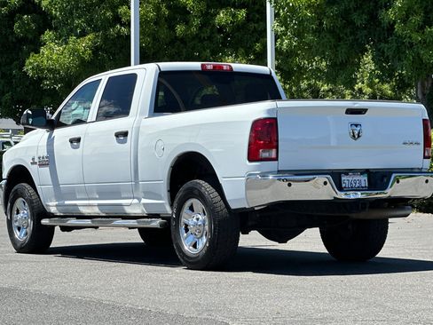 Used 2014 RAM 2500 Tradesman w/ Chrome Appearance Group AWD/4WD image 6