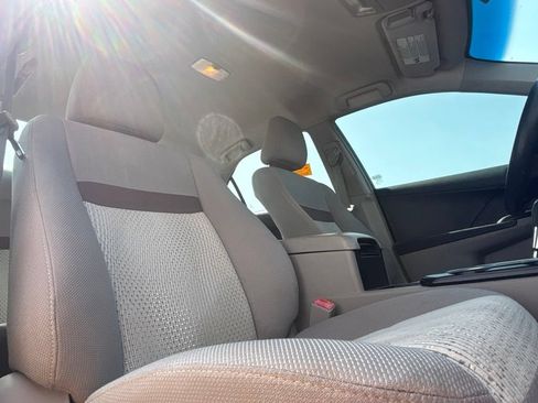 Used 2013 Toyota Camry FWD image 23