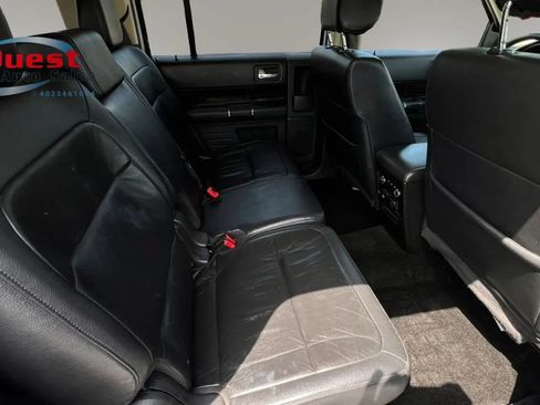 Used 2017 Ford Flex SEL w/ Equipment Group 202A AWD/4WD image 17
