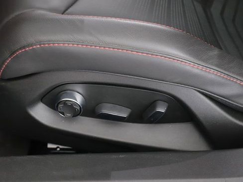 Used 2024 Chevrolet Corvette Stingray Premium Cpe image 18