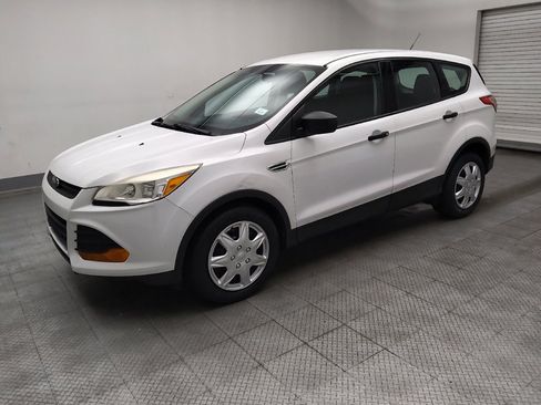 Used 2014 Ford Escape S FWD image 2