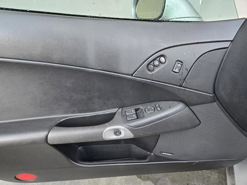 Used 2006 Chevrolet Corvette Coupe w/ Preferred Equipment Group image 18