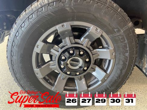 Used 2023 Ford F250 Lariat w/ Sport Appearance Package image 17