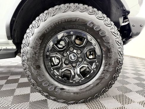 Used 2021 Ford Bronco Wildtrak AWD/4WD image 33