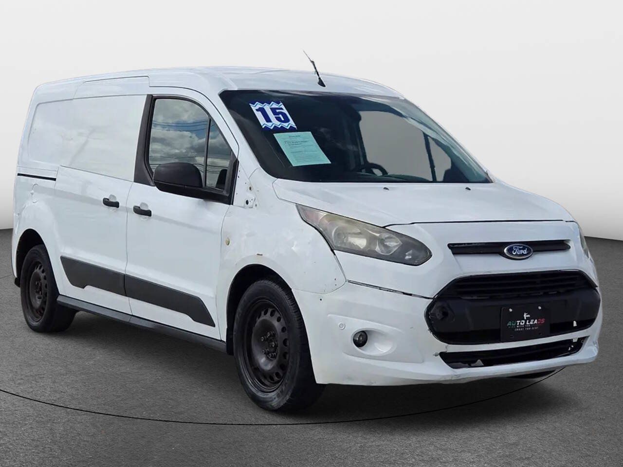 Used 2015 Ford Transit Connect XLT FWD image 2