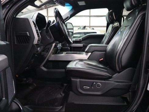 Used 2019 Ford F250 Platinum w/ Platinum Ultimate Package AWD/4WD image 6