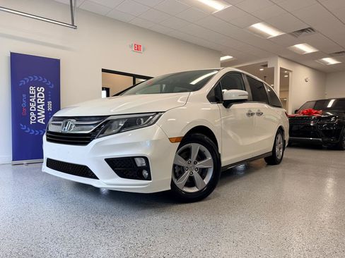 Used 2018 Honda Odyssey EX-L image 2