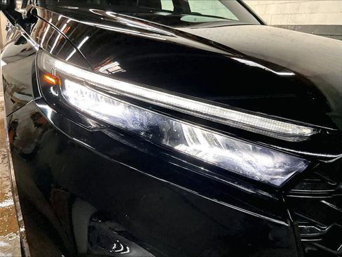 Used 2024 Honda CR-V Sport Touring image 30