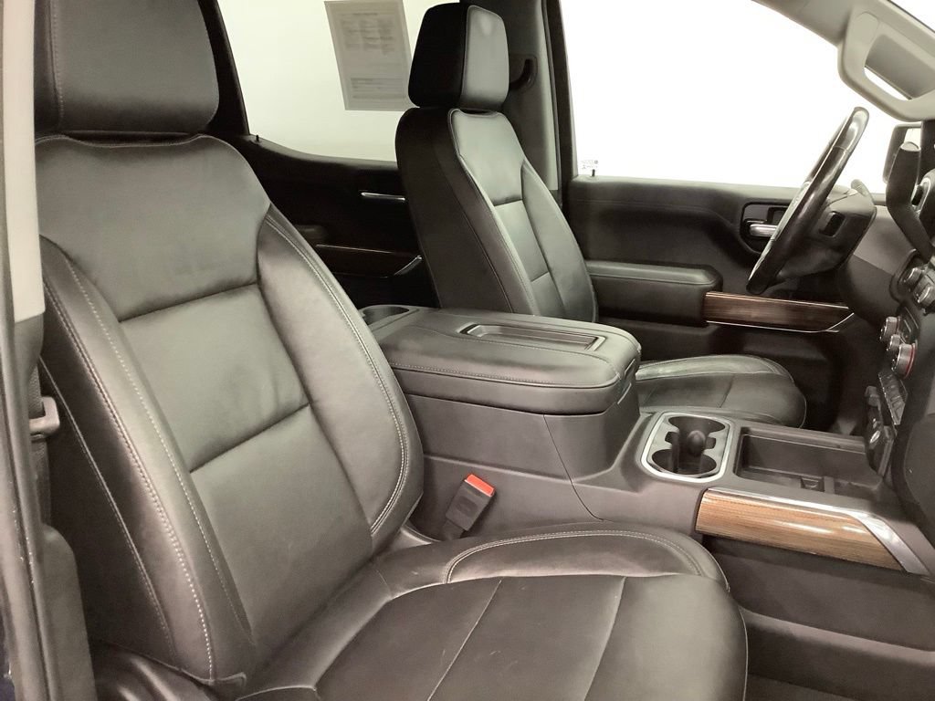 Used 2020 Chevrolet Silverado 1500 RST AWD/4WD image 31