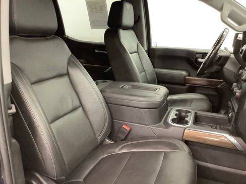 Used 2020 Chevrolet Silverado 1500 RST AWD/4WD image 31