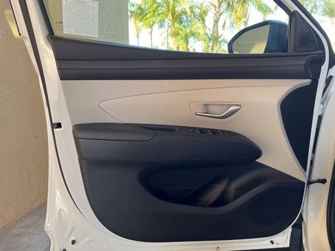 New 2026 Hyundai Tucson SEL image 13