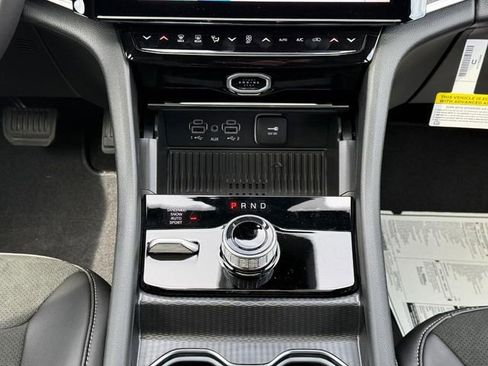 New 2026 Jeep Grand Cherokee Altitude image 17