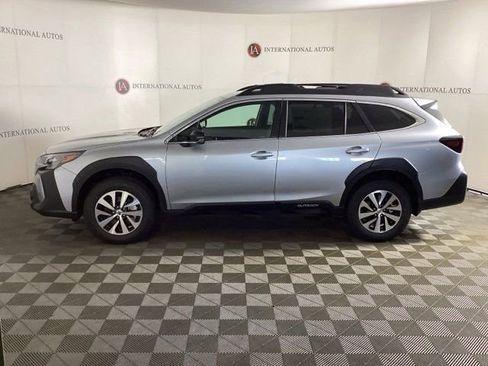 Certified 2025 Subaru Outback Premium w/ Popular Package #1A image 7