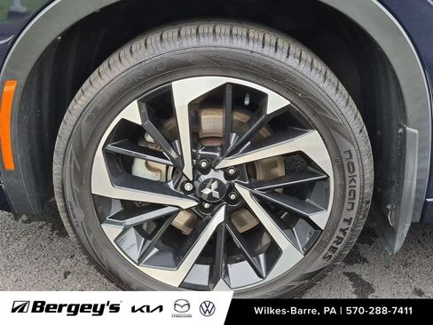 Used 2023 Mitsubishi Outlander SEL AWD/4WD image 11