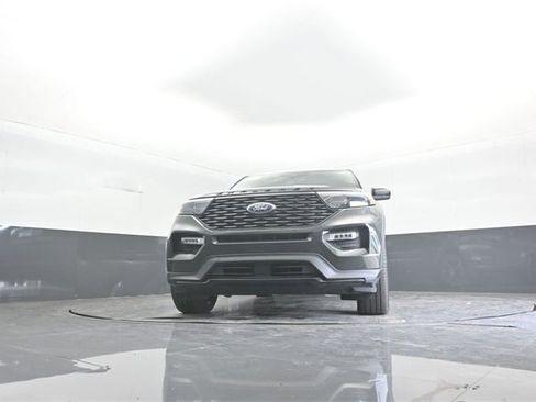 Used 2023 Ford Explorer ST-Line w/ Class IV Trailer Tow Package image 33