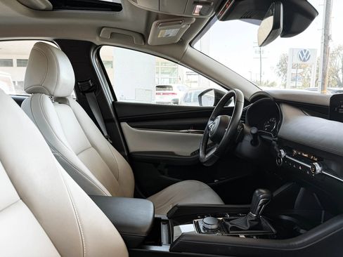 Used 2022 MAZDA MAZDA3 s AWD/4WD image 32
