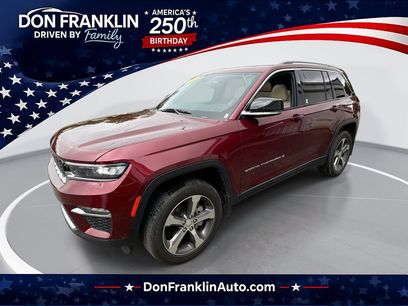 Used 2023 Jeep Grand Cherokee Limited w/ Trailer Tow Prep Group (B)