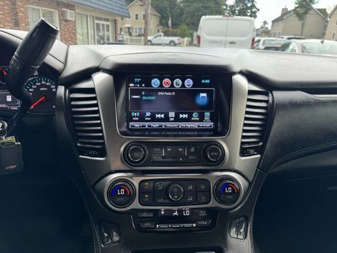 Used 2018 Chevrolet Suburban LT image 64
