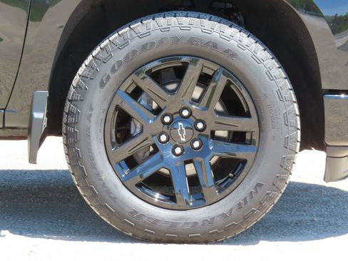 Used 2022 Chevrolet Silverado 1500 RST AWD/4WD image 17