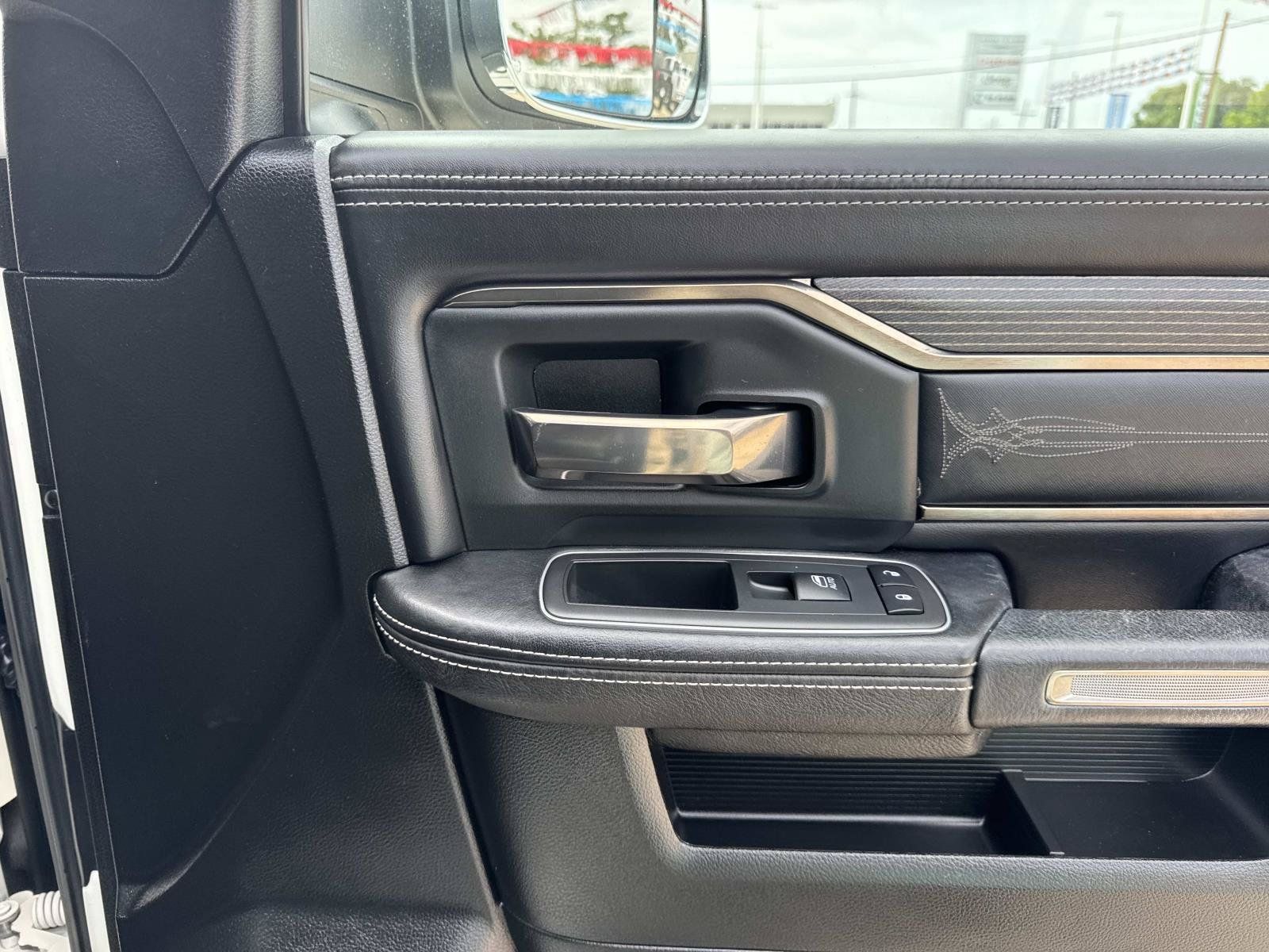 Used 2019 RAM 3500 Limited AWD/4WD image 14