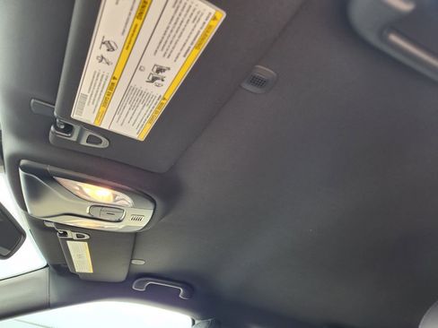 New 2026 Jeep Compass Latitude image 18