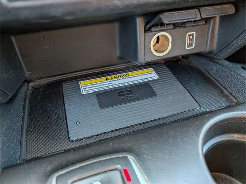 Certified 2022 Honda Pilot TrailSport image 17