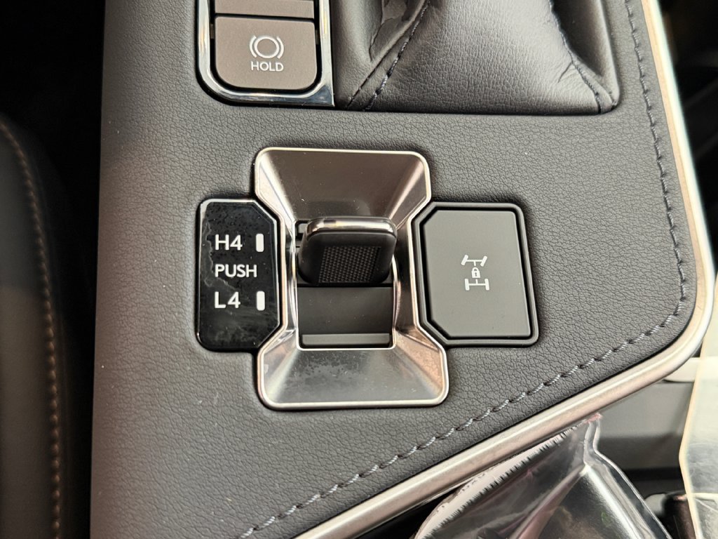 Certified 2025 Lexus GX 550 AWD/4WD image 33