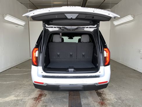 New 2026 GMC Yukon Elevation image 46