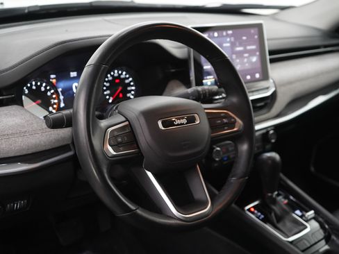 Used 2022 Jeep Compass Latitude image 19