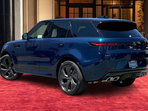New 2025 Land Rover Range Rover Sport Autobiography AWD/4WD image 2