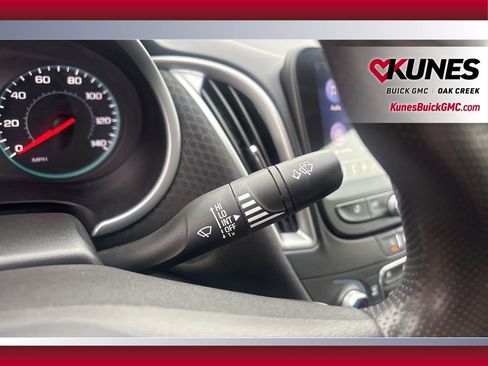 Used 2023 Chevrolet Malibu LT image 17