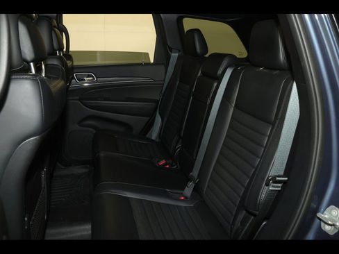 Used 2020 Jeep Grand Cherokee Limited X image 29