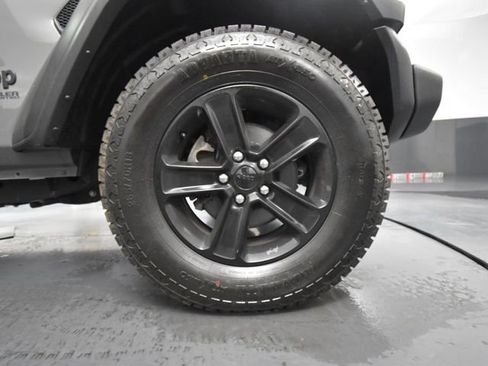 Used 2019 Jeep Wrangler Unlimited Sport image 20