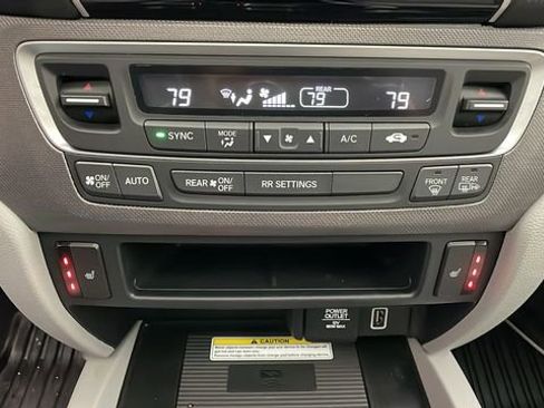 Used 2023 Honda Ridgeline RTL-E image 24