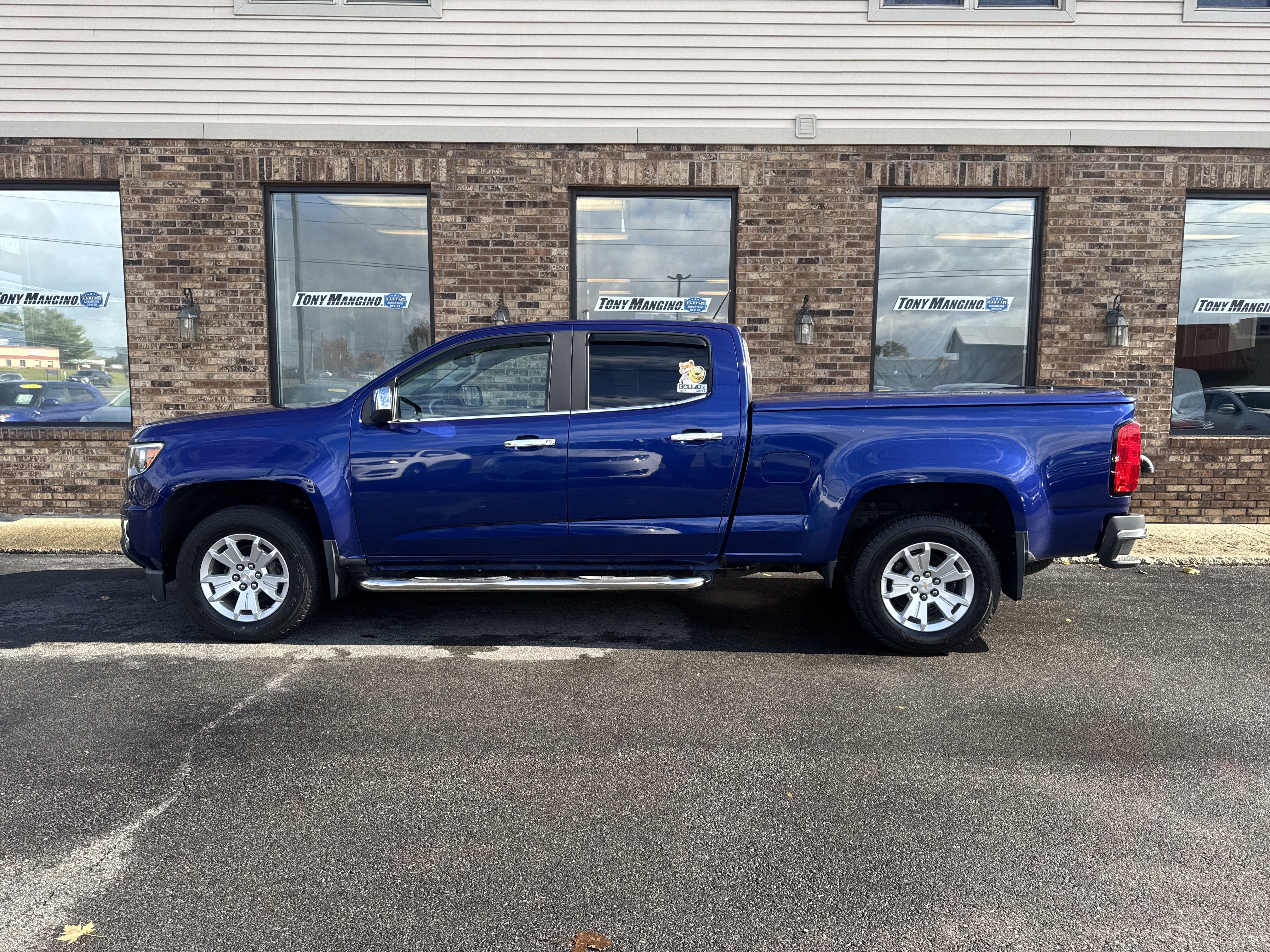 Used 2016 Chevrolet Colorado LT w/ Luxury Package, Chrome AWD/4WD image 2
