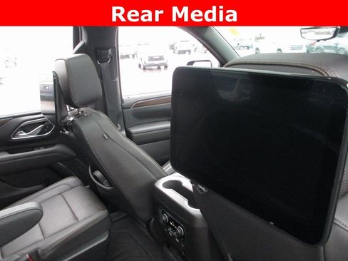 Used 2024 Chevrolet Tahoe High Country image 18