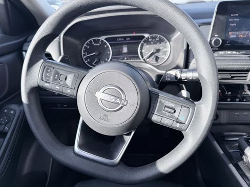 Certified 2024 Nissan Rogue SV image 13