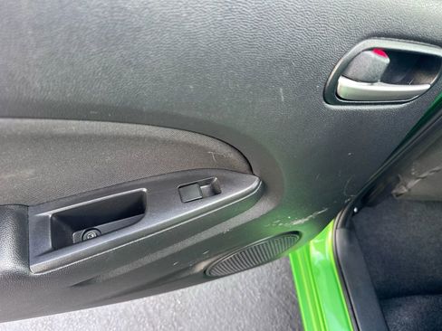 Used 2013 MAZDA MAZDA2 Touring image 37