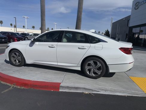 Used 2018 Honda Accord EX-L image 8