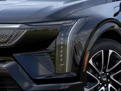 New 2026 Cadillac Optiq Sport 1 w/ LPO, Floor Liner Package RWD image 20
