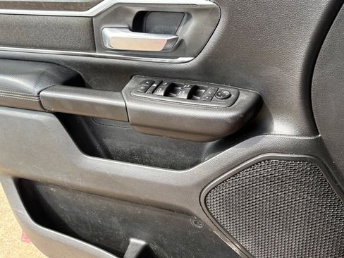 Used 2019 RAM 1500 Big Horn RWD image 18