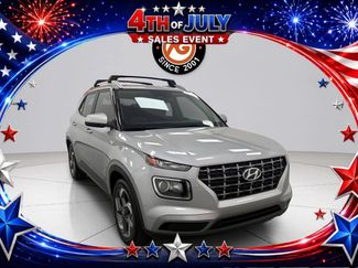 Used 2025 Hyundai Venue SEL FWD video 2