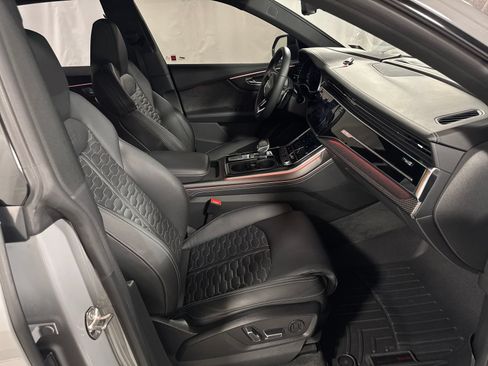 Used 2022 Audi RS Q8 AWD/4WD image 34