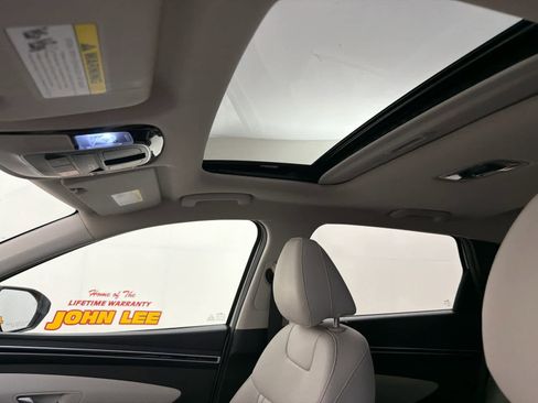 Used 2023 Hyundai Tucson SEL w/ Convenience Package FWD image 15