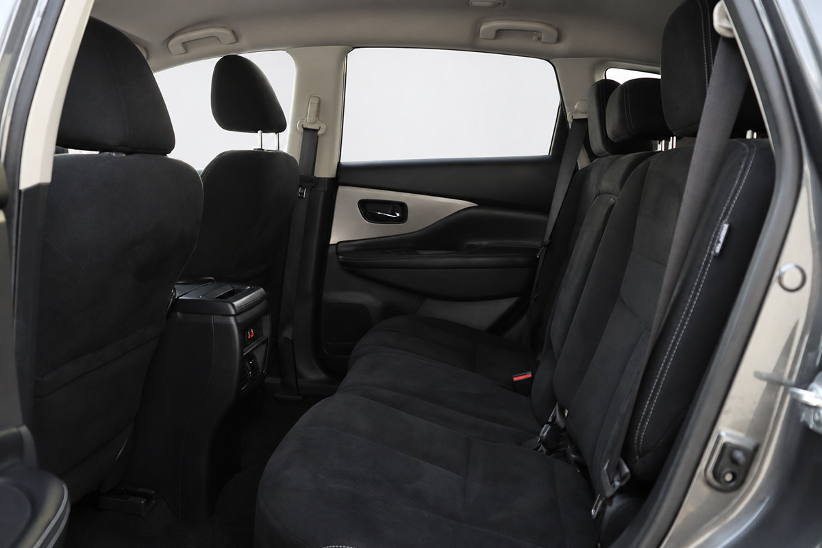 Used 2020 Nissan Murano SV FWD image 17