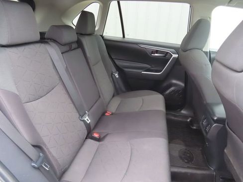 Used 2023 Toyota RAV4 XLE w/ Convenience Package AWD/4WD image 29